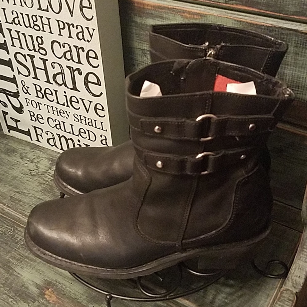 Women's Harley Davidson boots